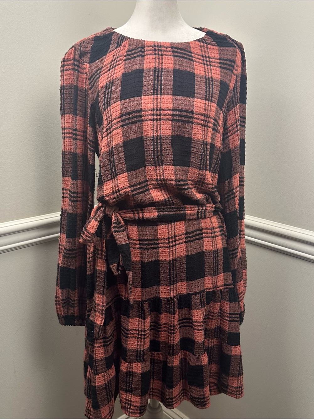 cloth & stone Coral and Black Plaid Long-Sleeve Tie-Waist Dress S